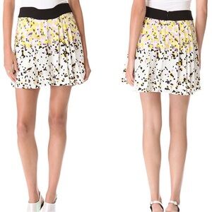 NWT Diane Von Furstenberg White Black Yellow A-Line Pleated Skirt Leman Silk Sz8